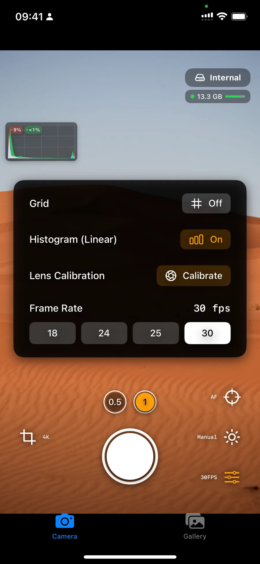 RAW Cam camera controls panel with histogram toggle, frame rate selector and lens calibration